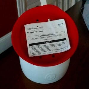 Pampered Chef Microwave Pasta Cooker